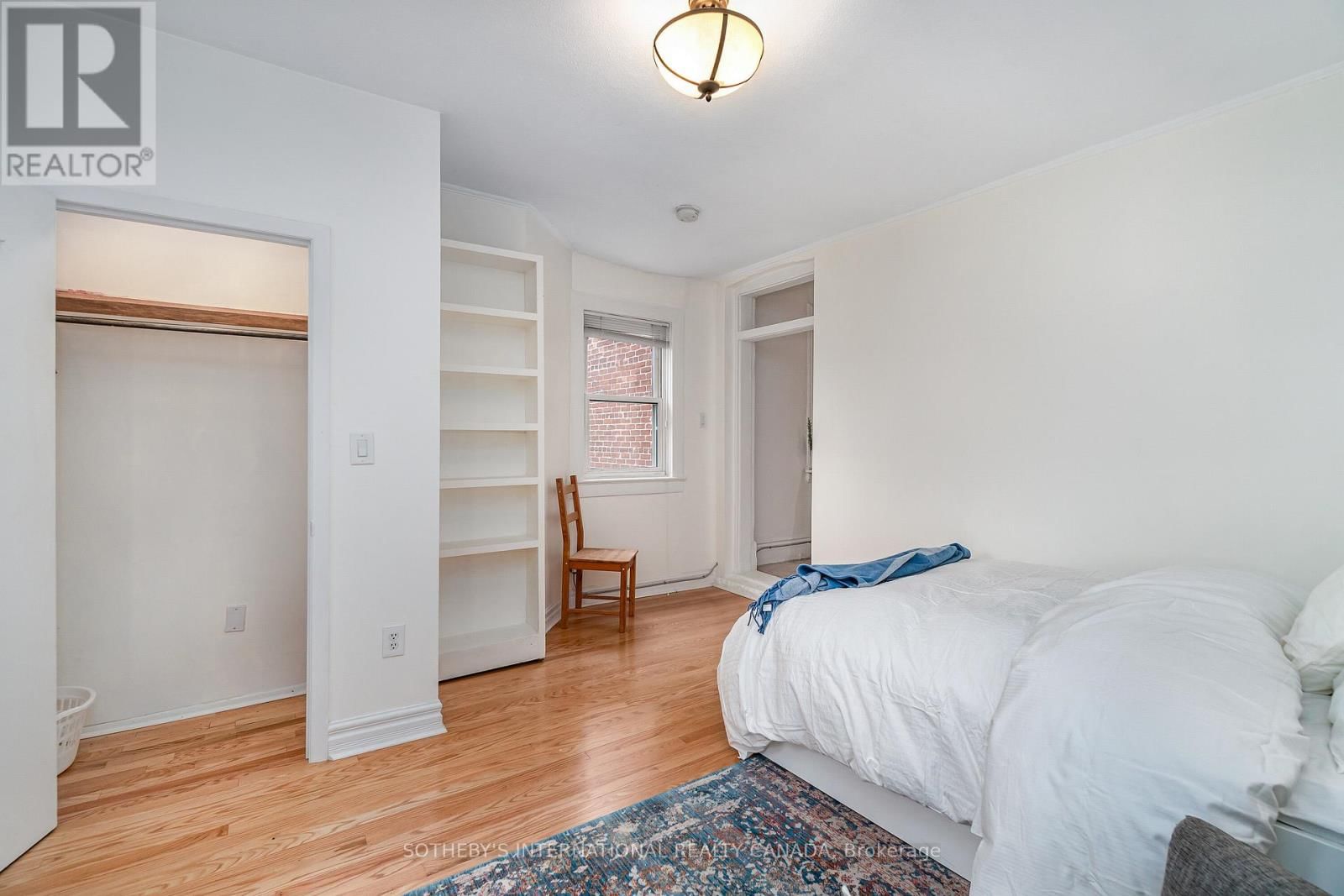 3 - 225 MAJOR STREET Image 12