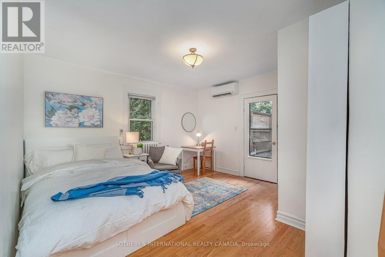 3 - 225 MAJOR STREET Image 9