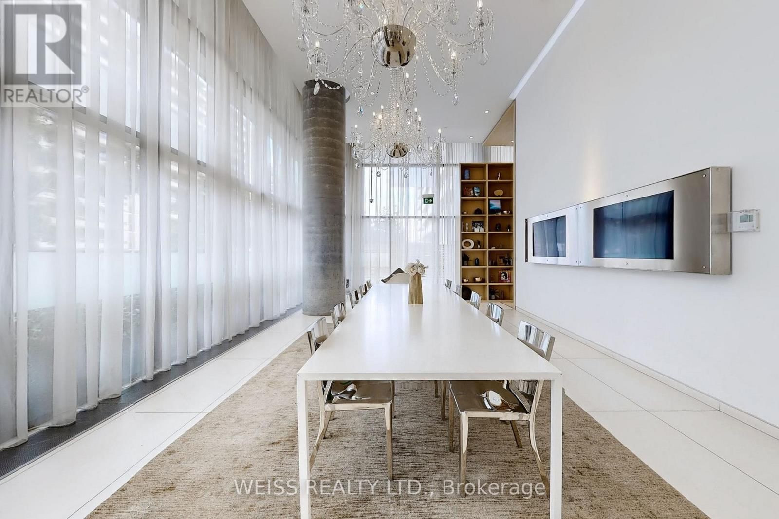 520 - 185 ROEHAMPTON AVENUE Image 42