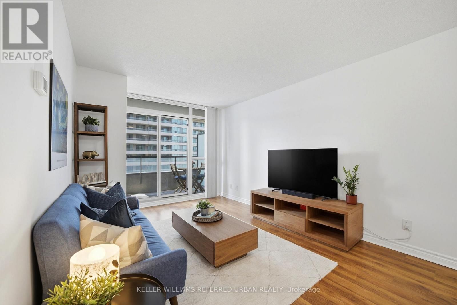 1616 - 35 HOLLYWOOD AVENUE Image 10