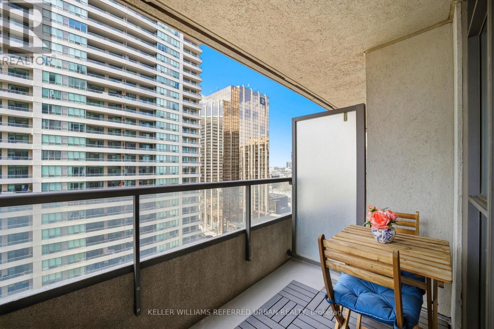 1616 - 35 HOLLYWOOD AVENUE Image 11