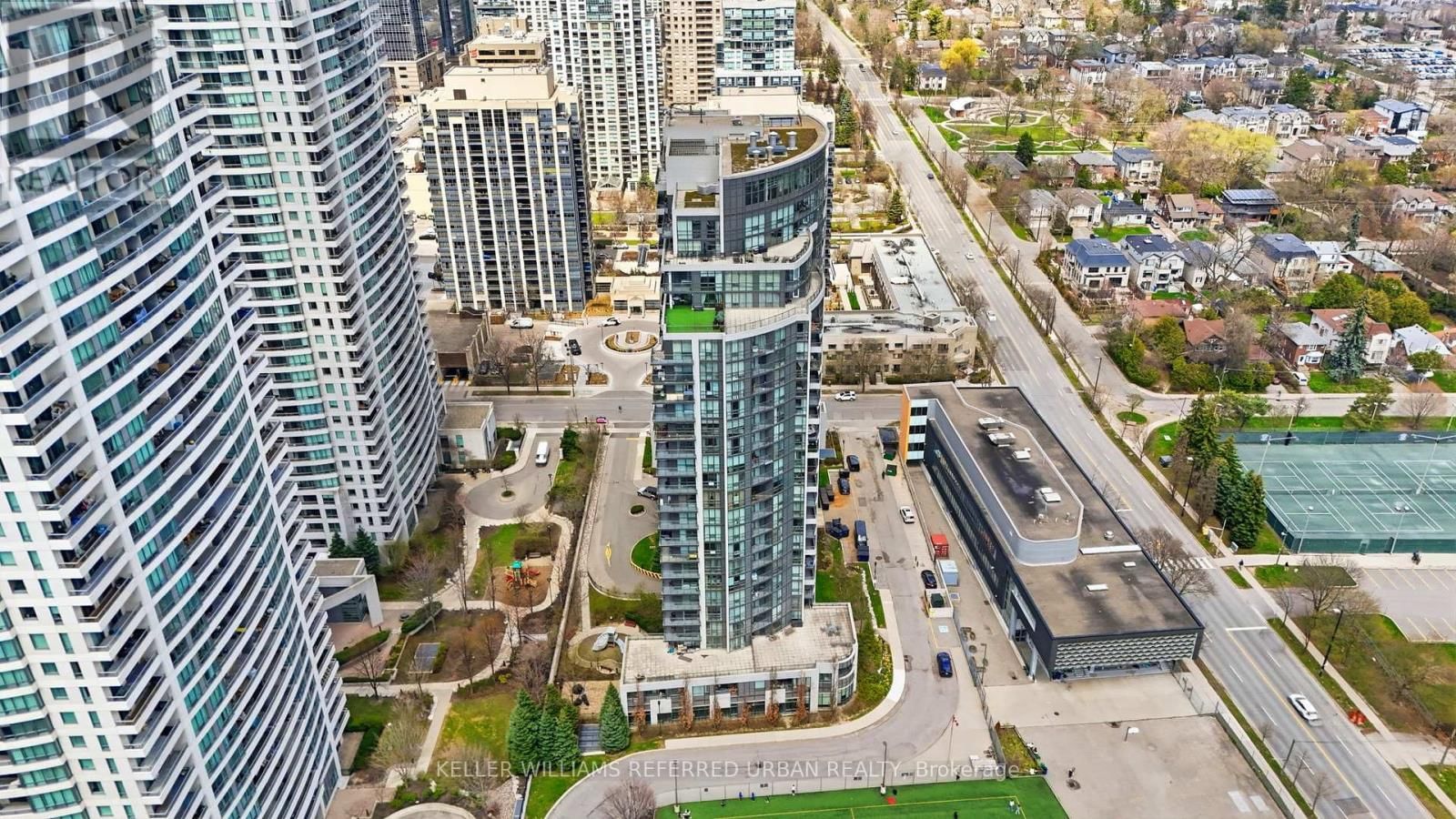 1616 - 35 HOLLYWOOD AVENUE Image 30