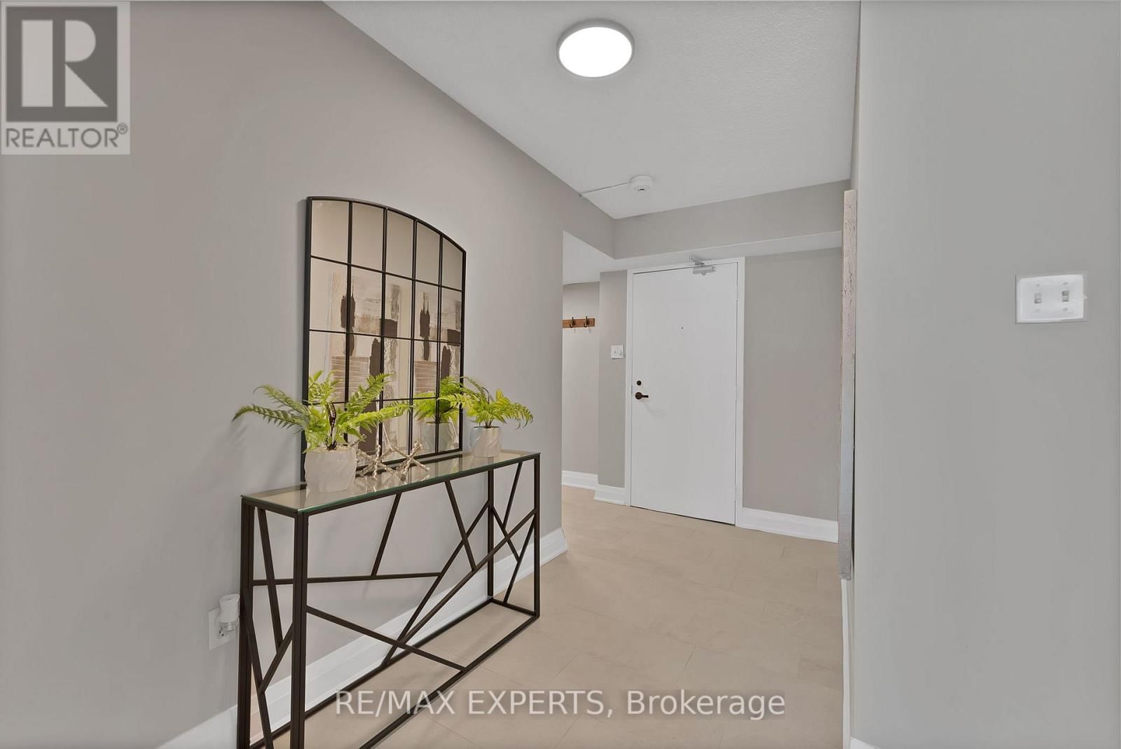 1114 - 45 CARLTON STREET Image 10