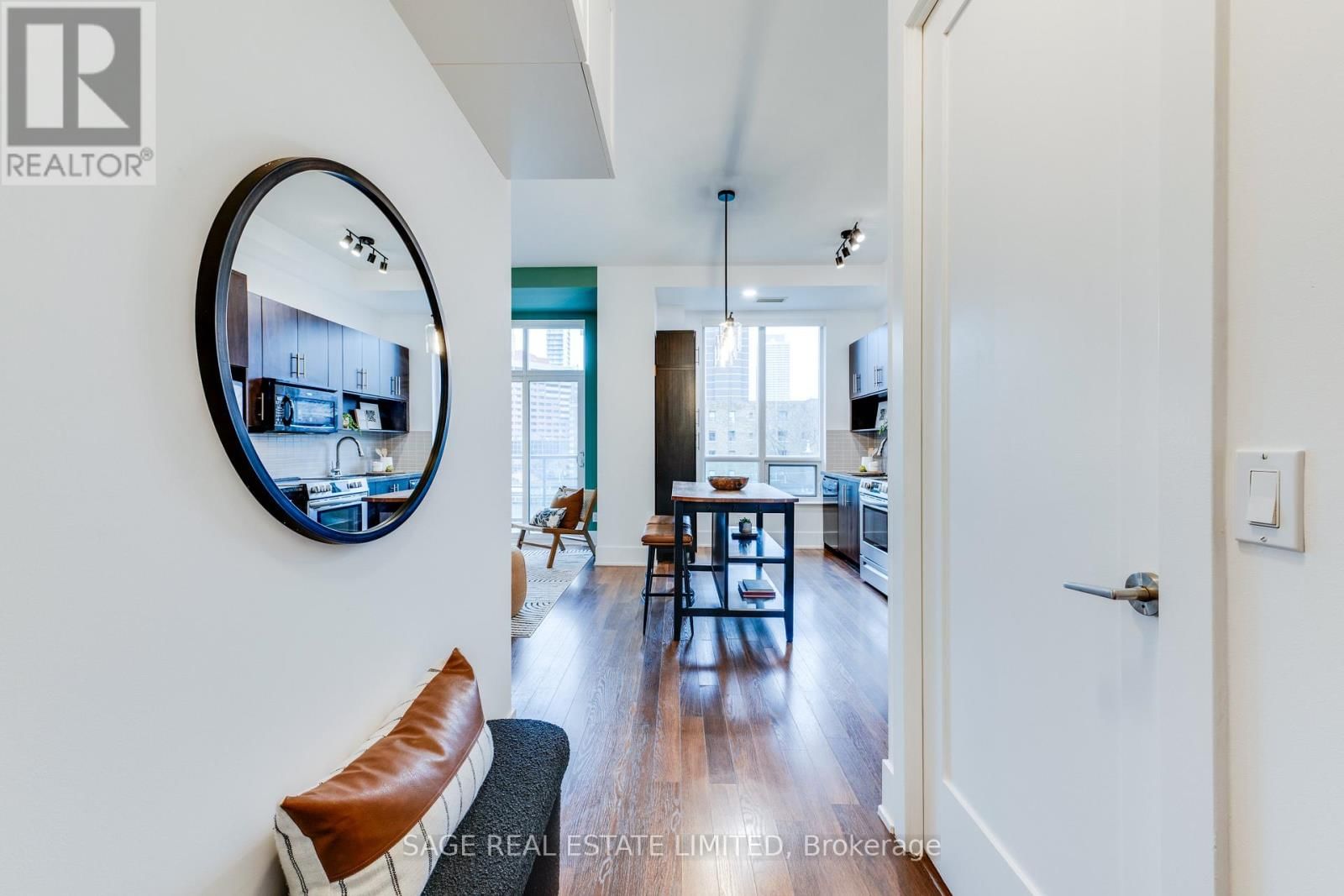 411 - 120 HOMEWOOD AVENUE Image 2