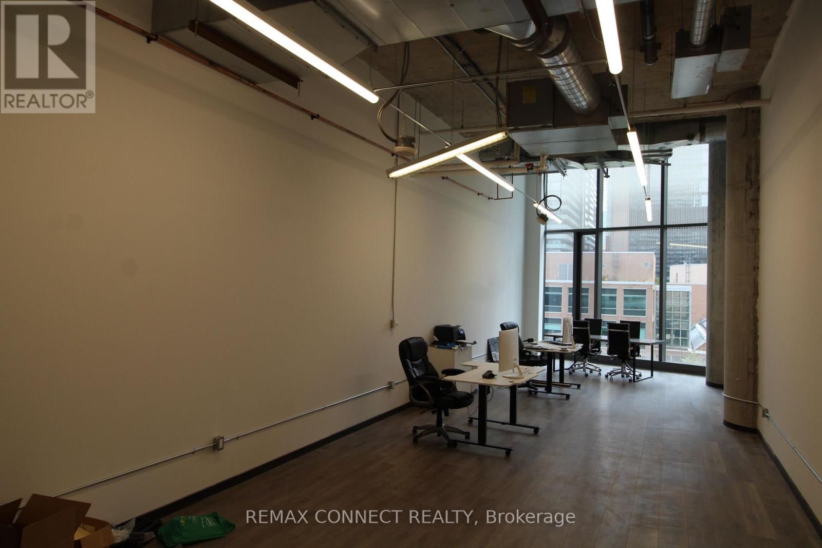 # 324 - 15 WELLESLEY STREET WEST Image 1