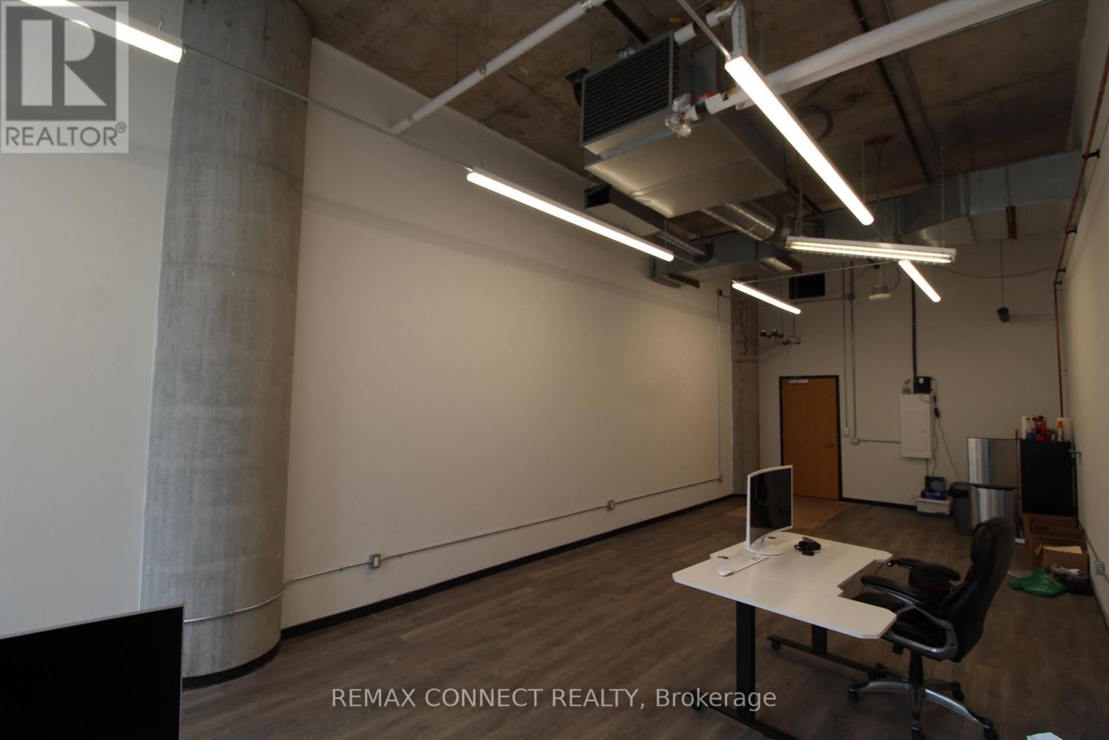 # 324 - 15 WELLESLEY STREET WEST Image 7