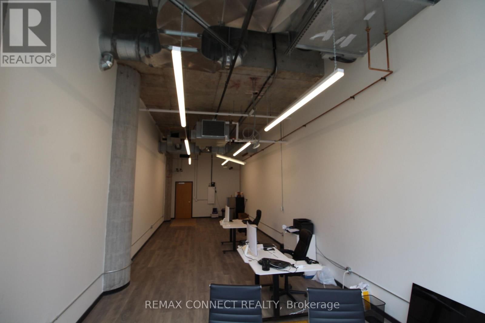 # 324 - 15 WELLESLEY STREET WEST Image 9