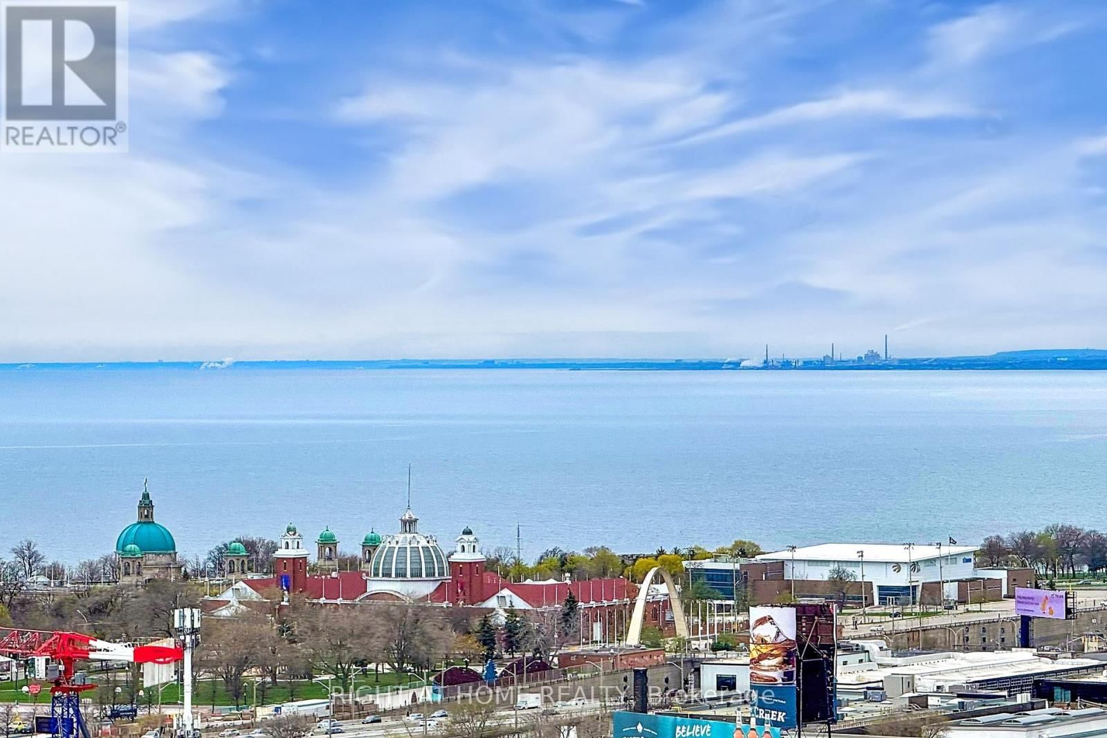 2415 - 125 WESTERN BATTERY ROAD Image 33