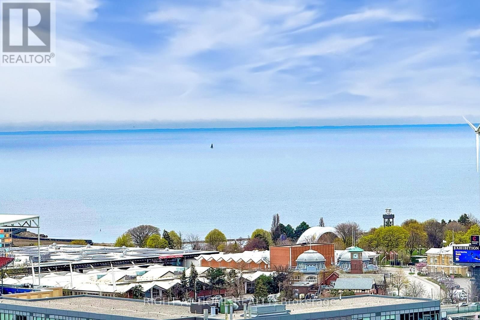 2415 - 125 WESTERN BATTERY ROAD Image 34