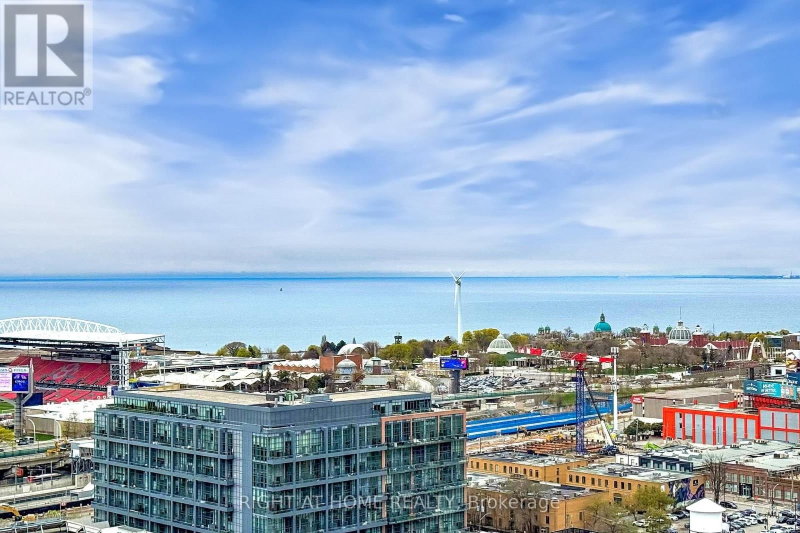 2415 - 125 WESTERN BATTERY ROAD Image 35