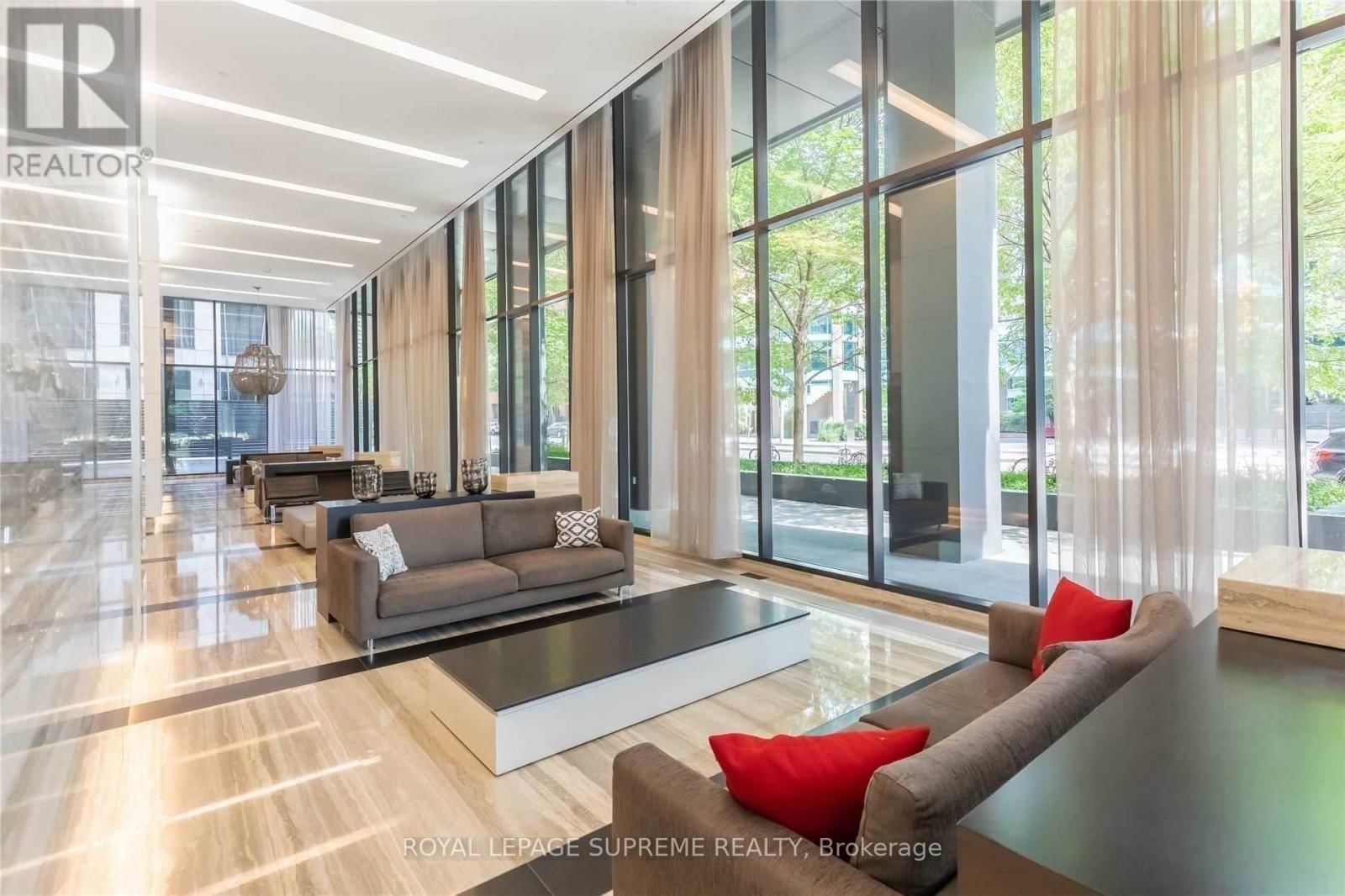 3109 - 110 CHARLES STREET EAST Image 30