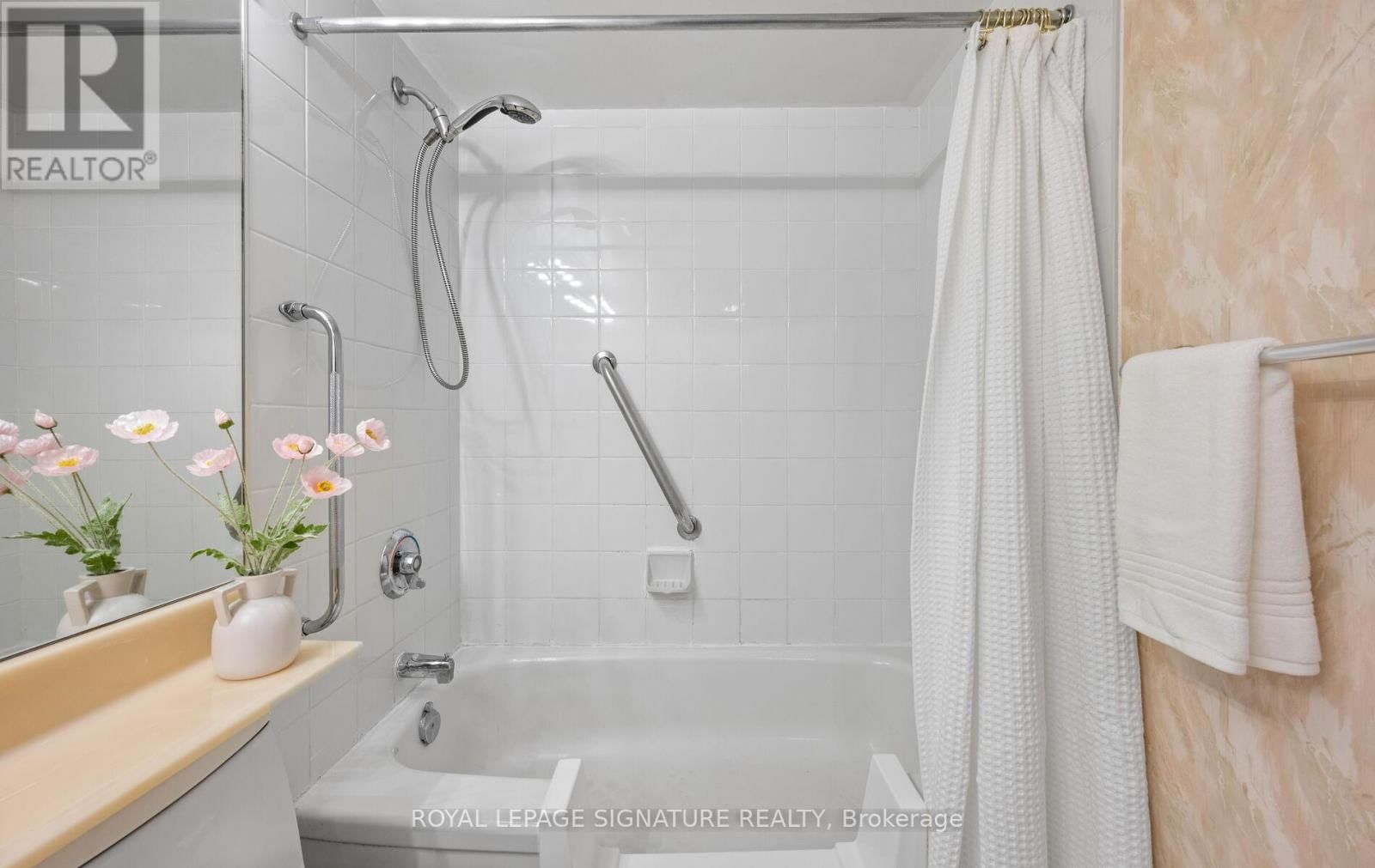 423 - 1210 DON MILLS ROAD Image 28