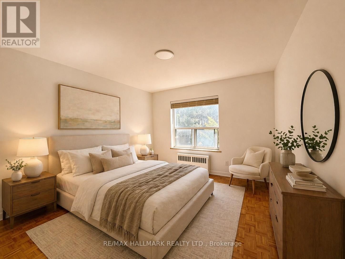 211 - 30 UPPER CANADA DRIVE Image 6