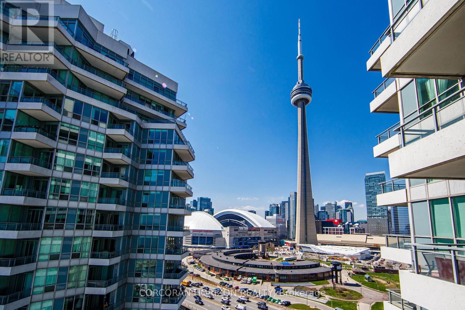 2009 - 228 QUEENS QUAY WEST Image 18