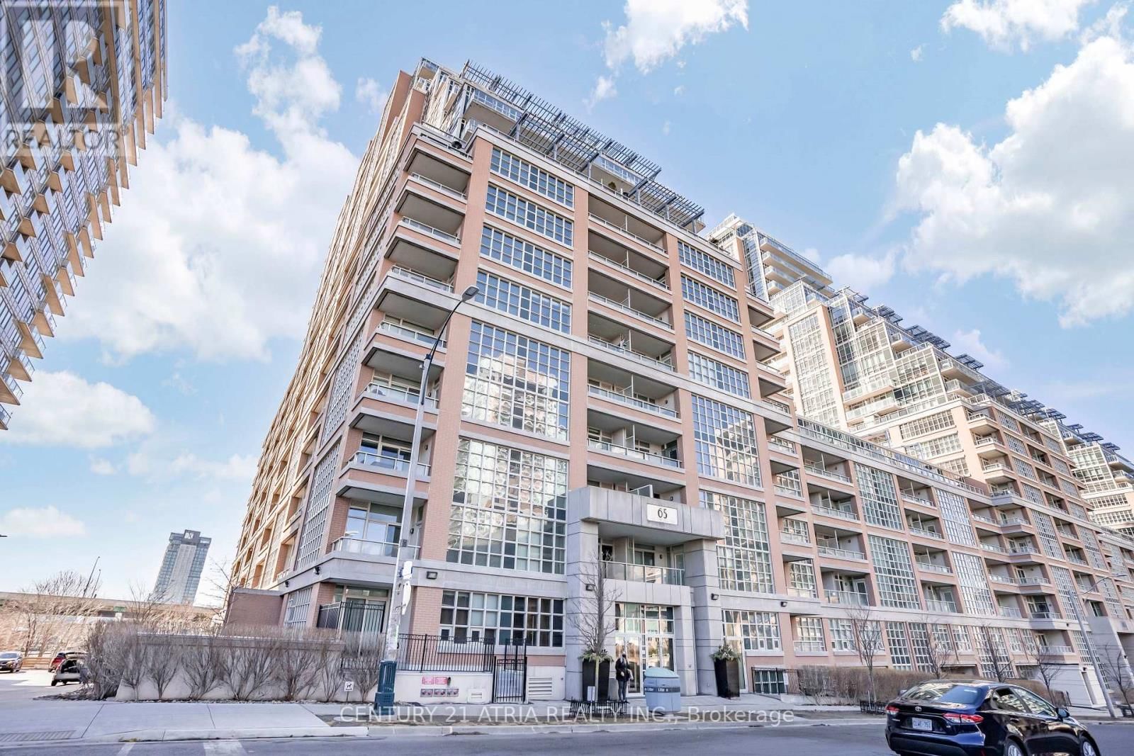 1102 - 65 EAST LIBERTY STREET Image 3