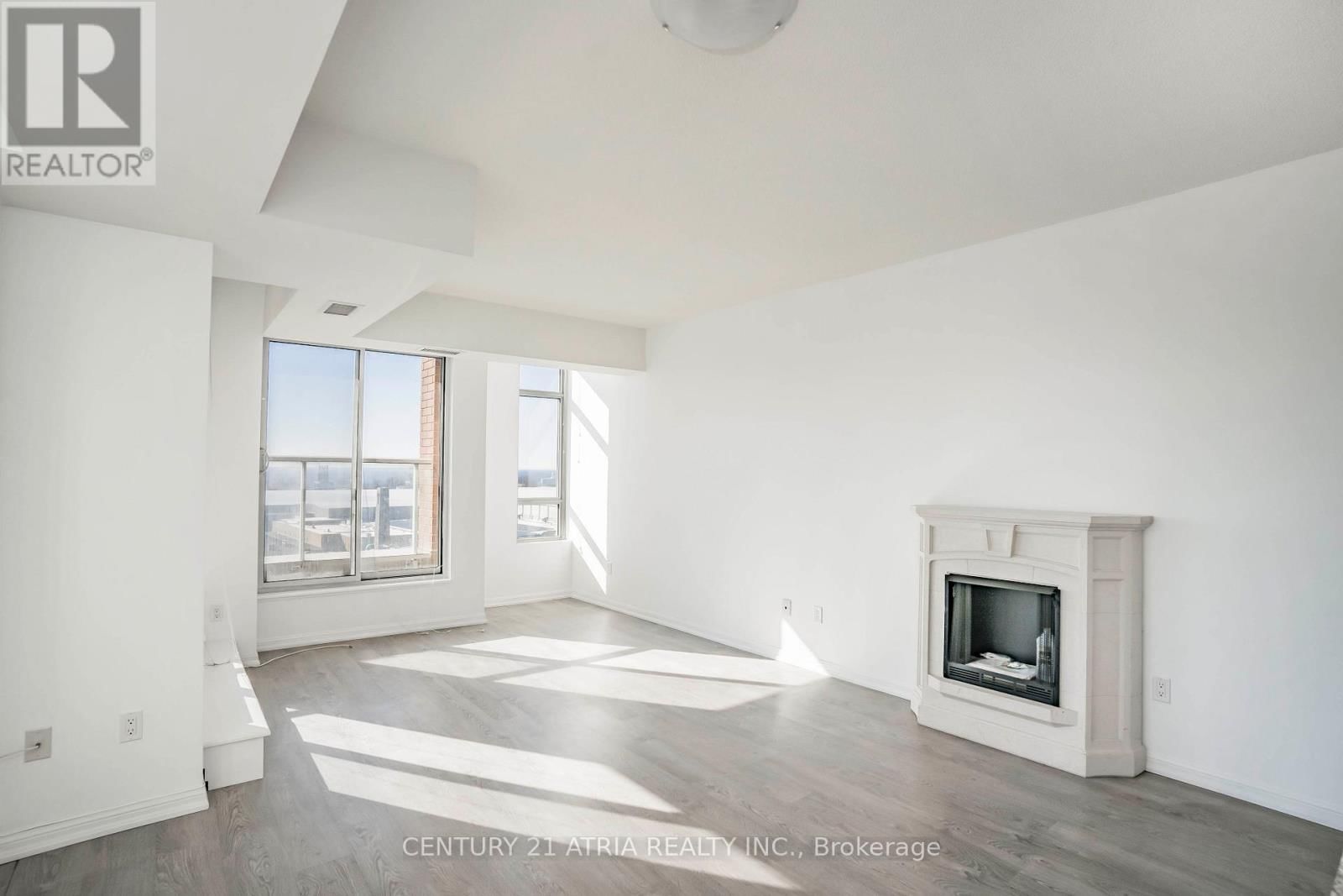 1102 - 65 EAST LIBERTY STREET Image 6