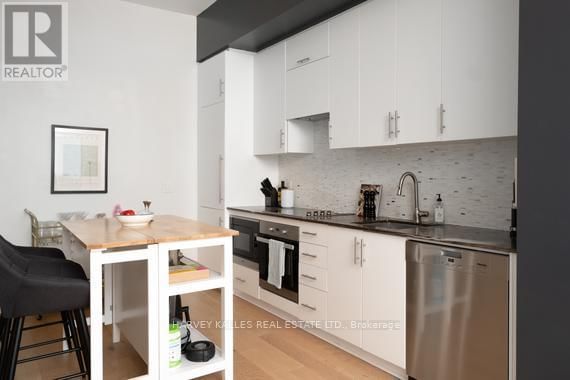 709 - 23 GLEBE ROAD WEST Image 11