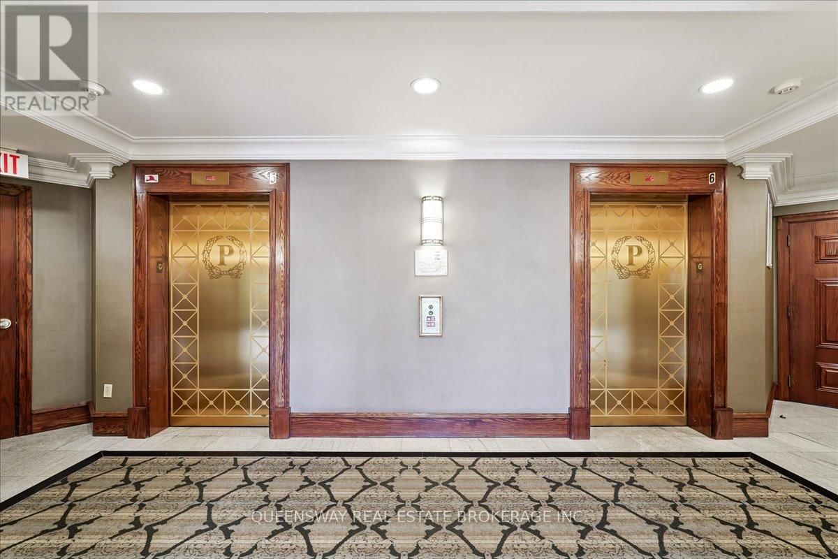 200 - 28 PEMBERTON AVENUE Image 19