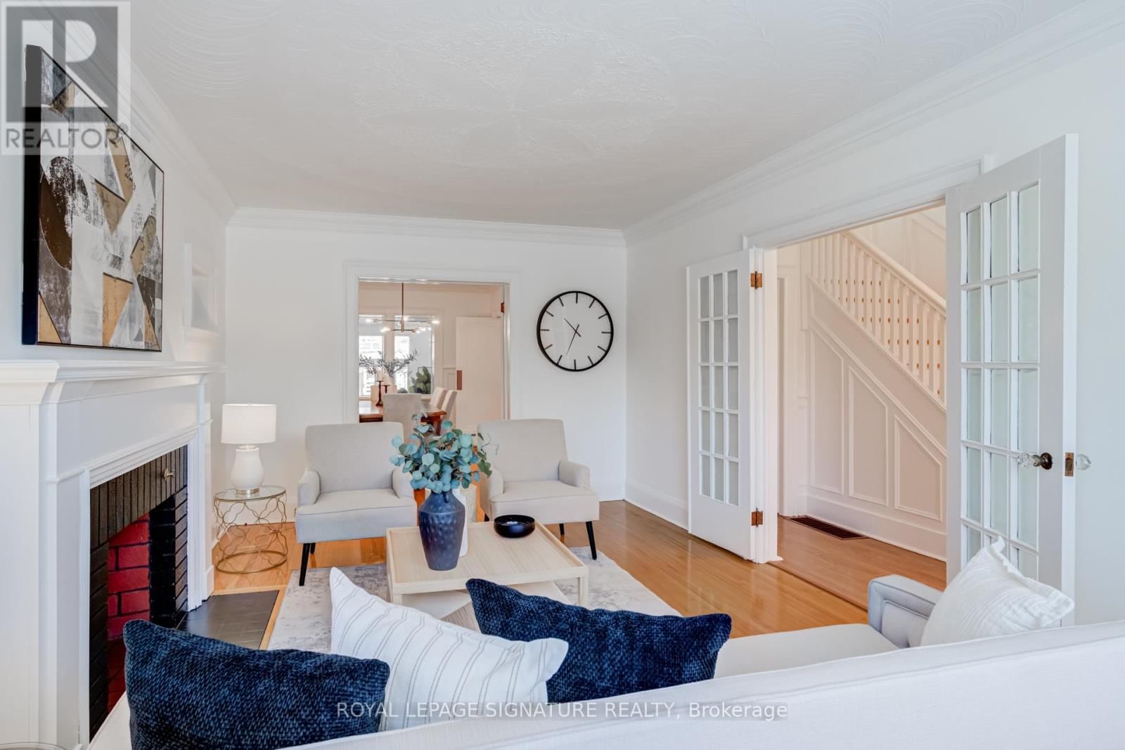 138 MELROSE AVENUE Image 4