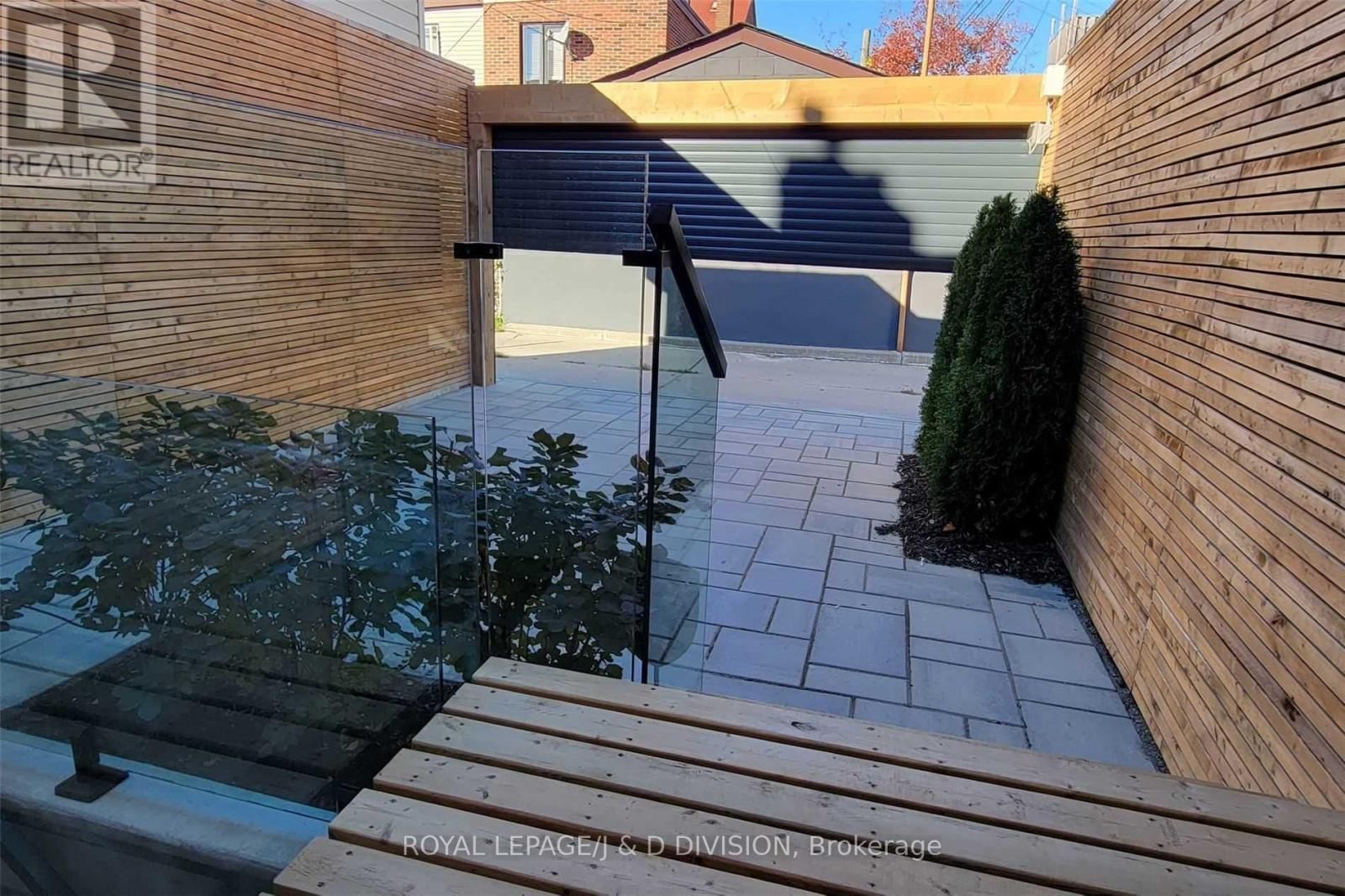 Lower - 26 HENDERSON AVENUE Image 10