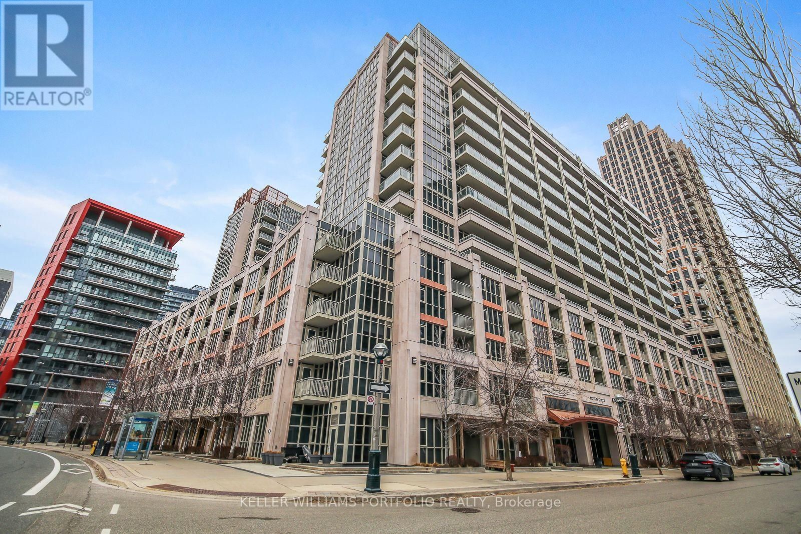 1120 - 35 BASTION STREET Image 2