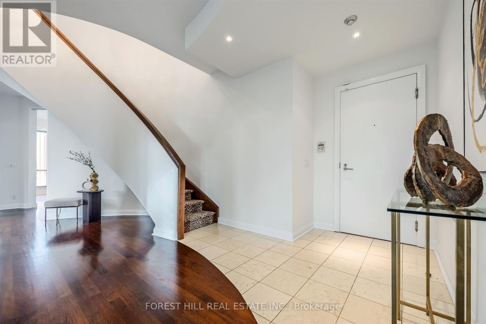 501 - 3 MCALPINE STREET Image 36