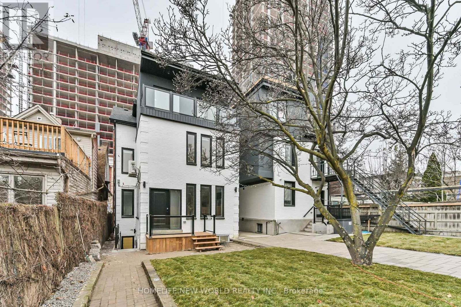 Upper - 997 DUFFERIN STREET Image 23