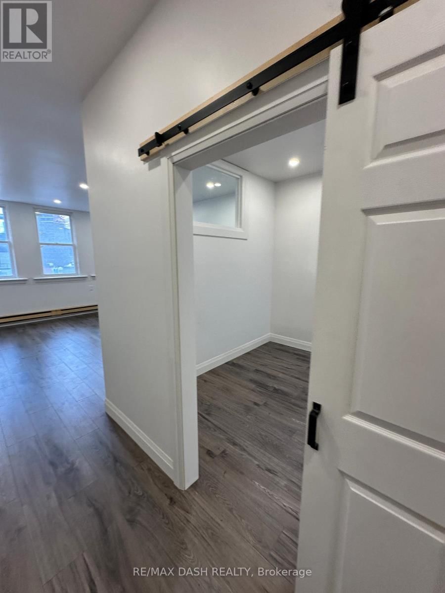 4FL - 565 YONGE STREET Image 9