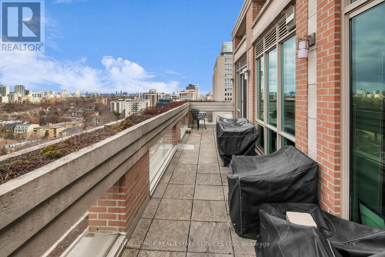 1701 - 155 ST CLAIR AVENUE WEST Image 33