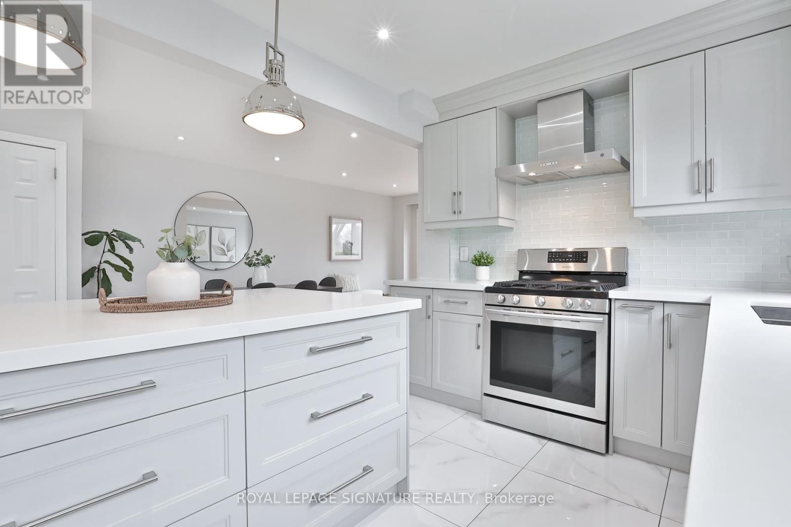 92 PICOLA COURT Image 11