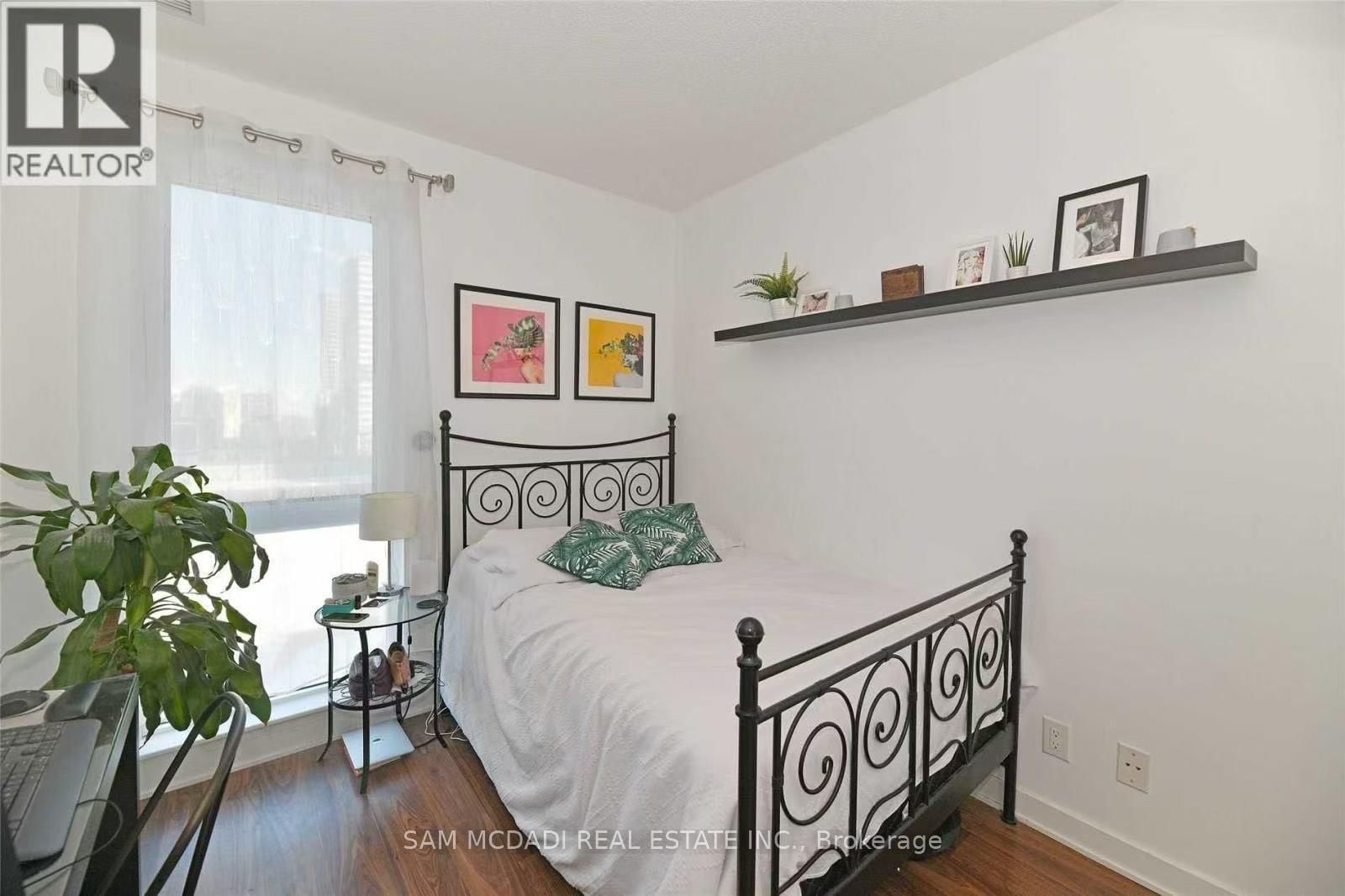 909 - 260 SACKVILLE STREET Image 13