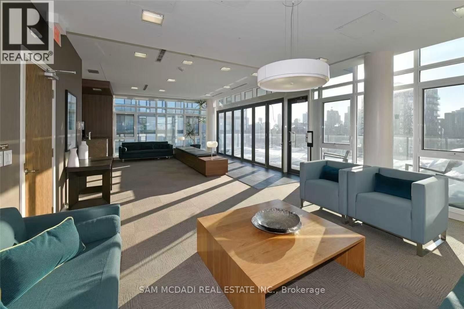 909 - 260 SACKVILLE STREET Image 21