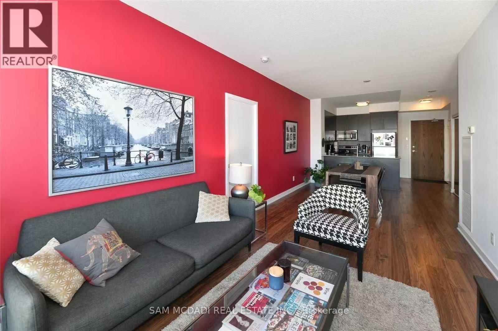 909 - 260 SACKVILLE STREET Image 4