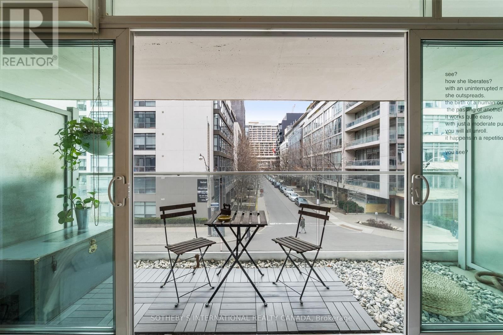 302 - 75 PORTLAND STREET Image 24