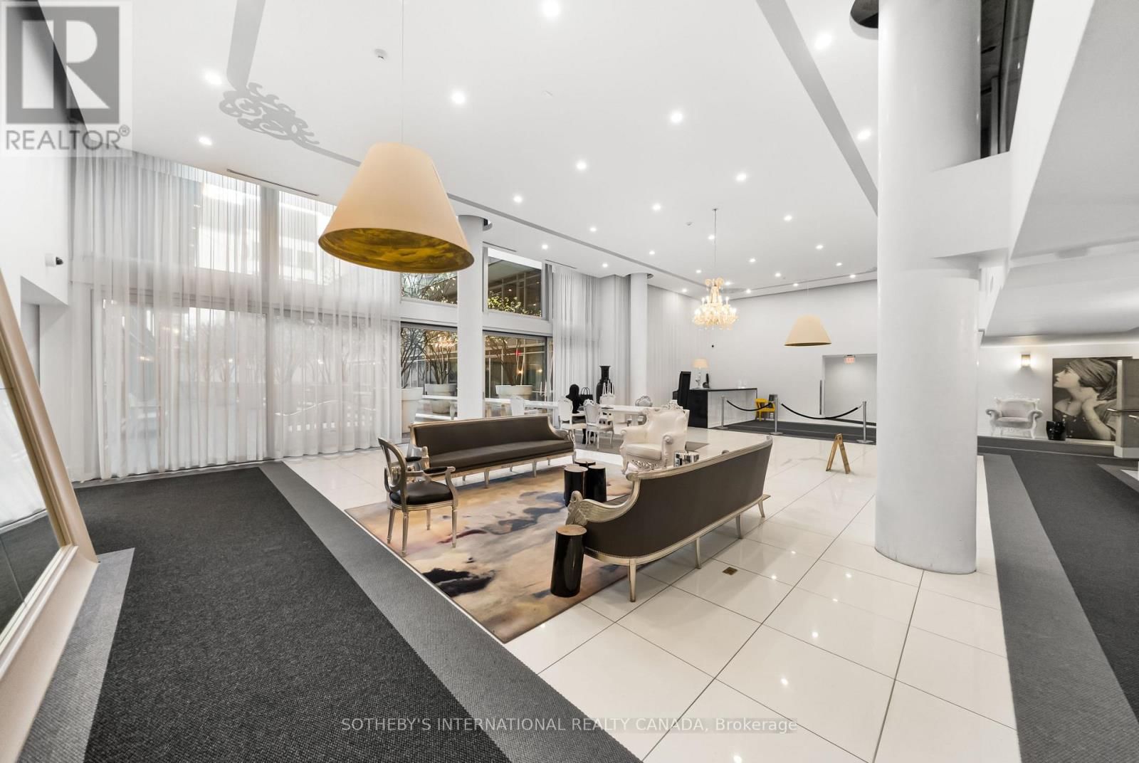 302 - 75 PORTLAND STREET Image 28