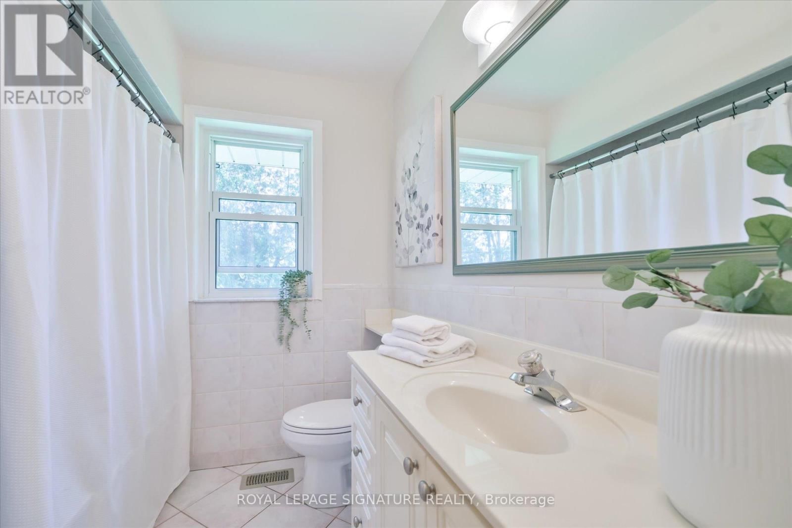 10 GRETNA AVENUE Image 14