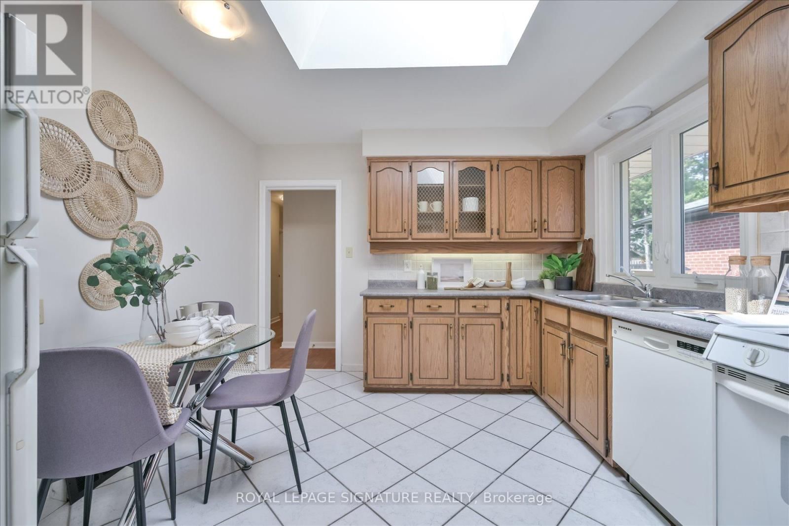 10 GRETNA AVENUE Image 8