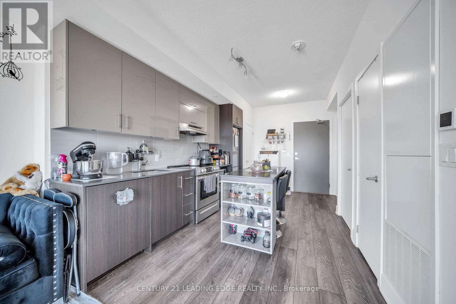 1110 - 188 FAIRVIEW MALL DRIVE Image 11