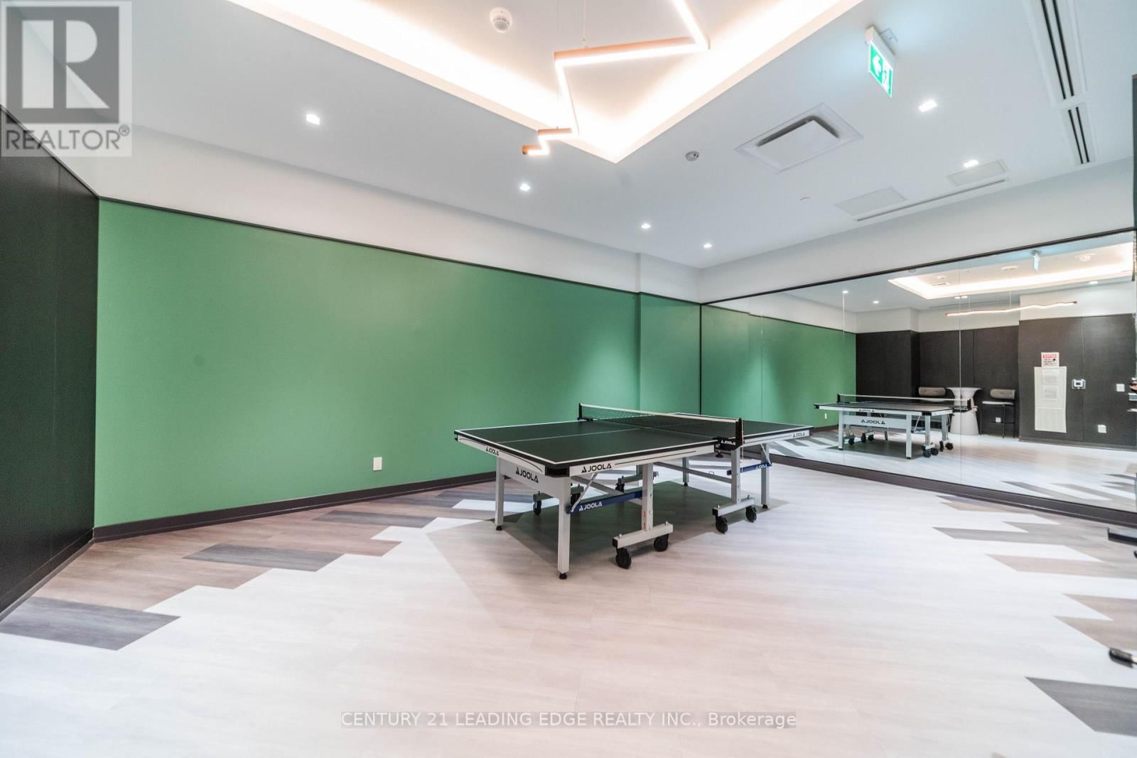 1110 - 188 FAIRVIEW MALL DRIVE Image 32