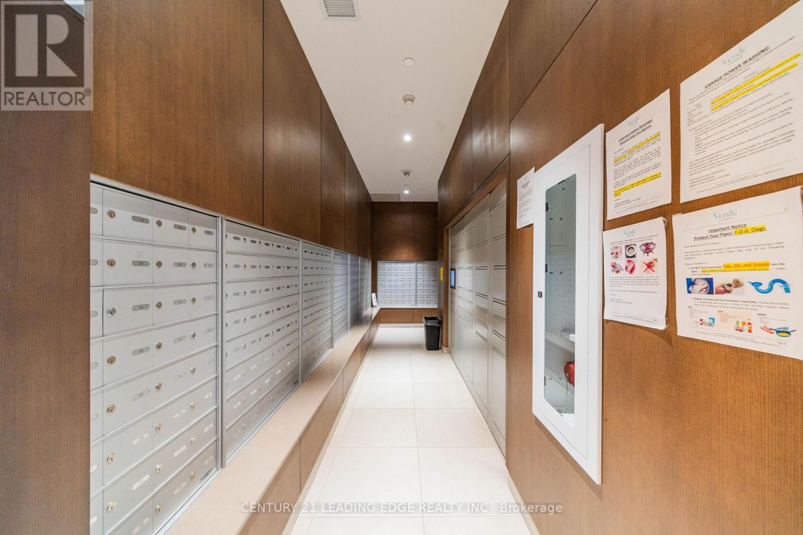 1110 - 188 FAIRVIEW MALL DRIVE Image 35