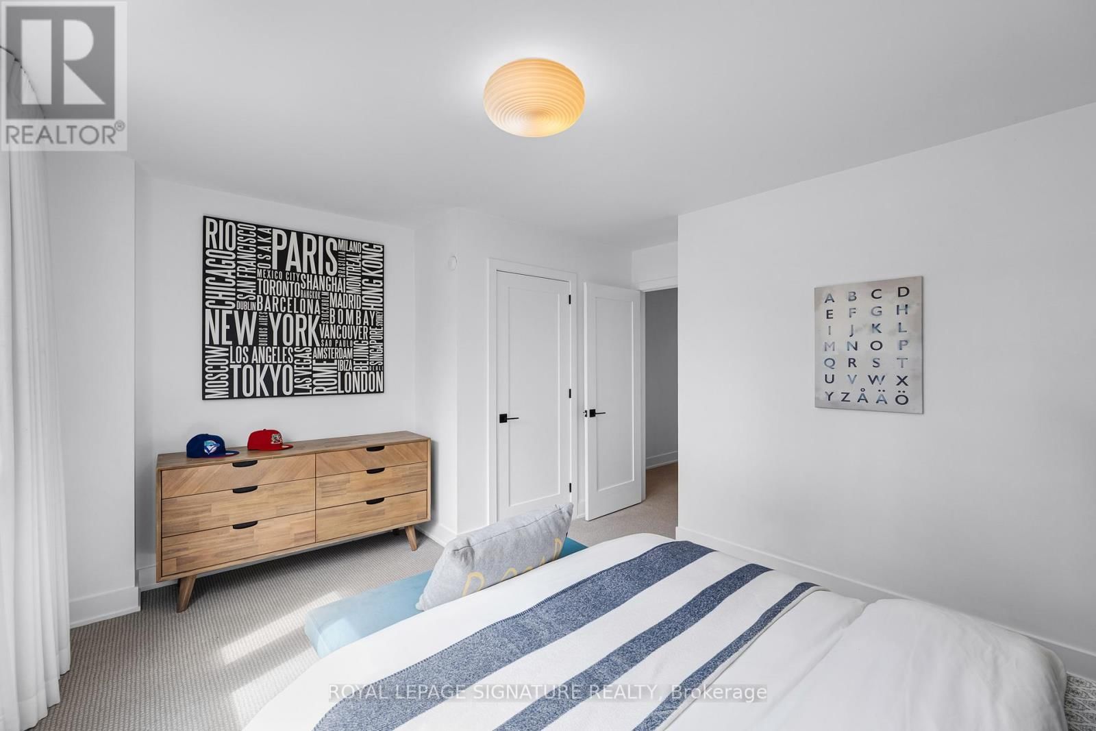 189 BEDFORD PARK AVENUE Image 19