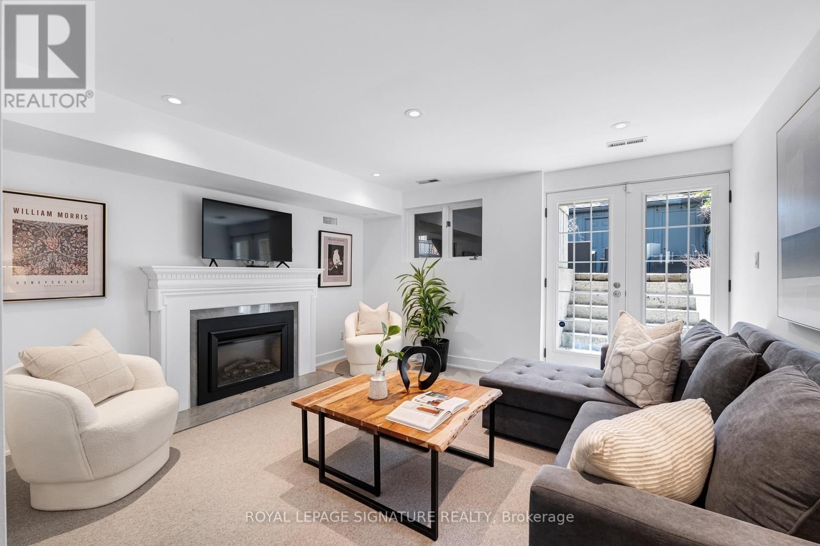 189 BEDFORD PARK AVENUE Image 27