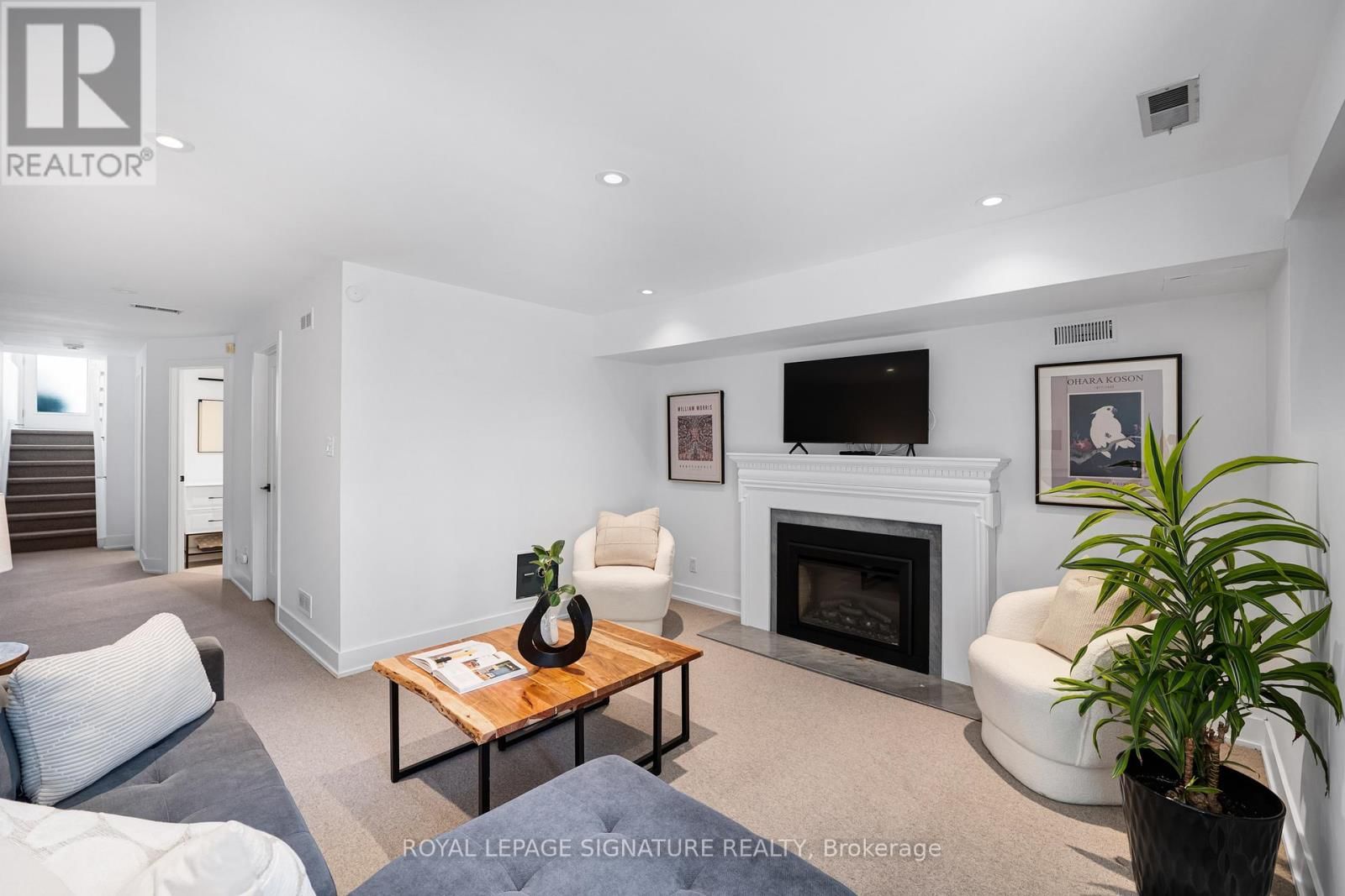 189 BEDFORD PARK AVENUE Image 28