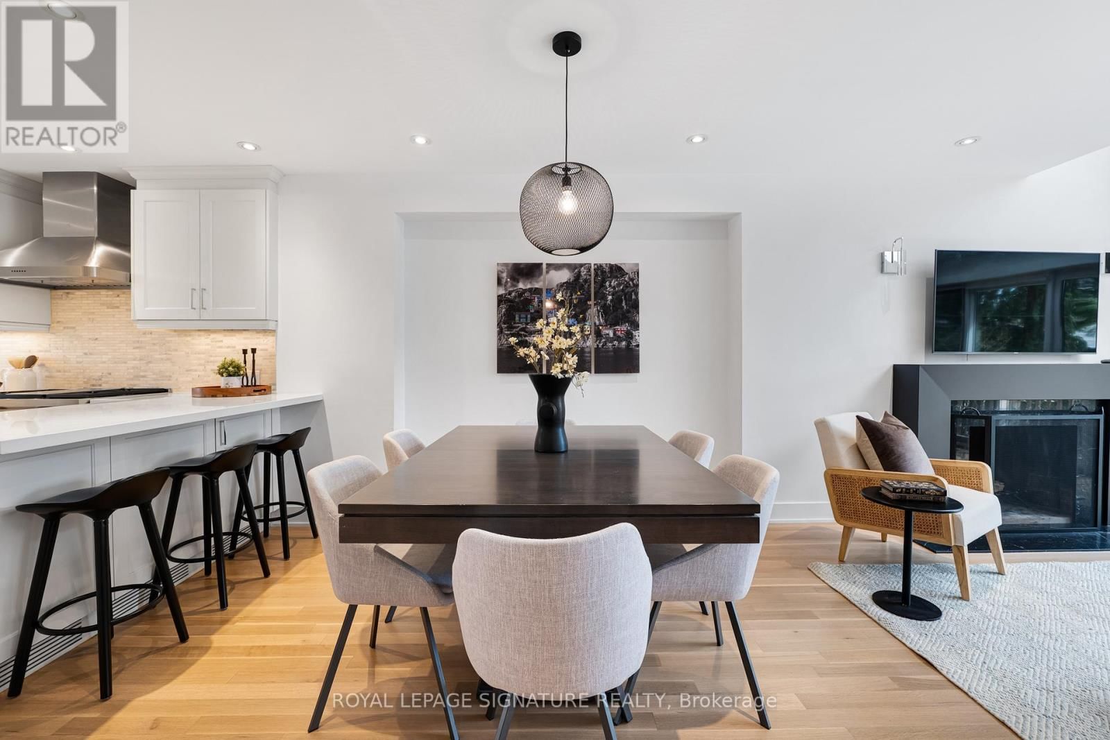 189 BEDFORD PARK AVENUE Image 6