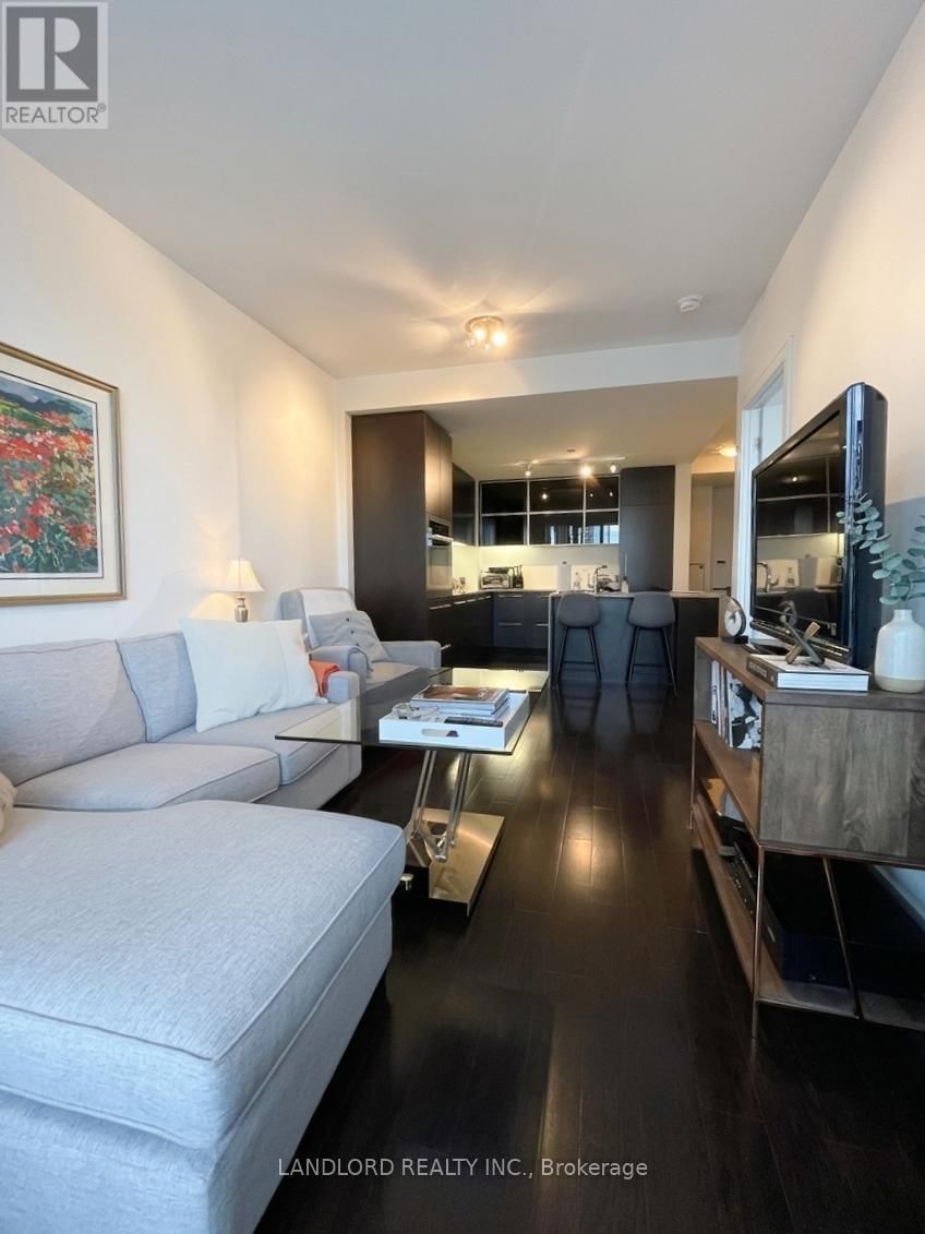 207 - 170 AVENUE ROAD Image 3