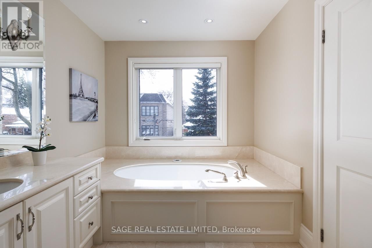 19 CARMICHAEL AVENUE Image 34