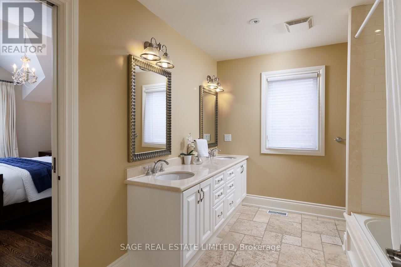 19 CARMICHAEL AVENUE Image 40