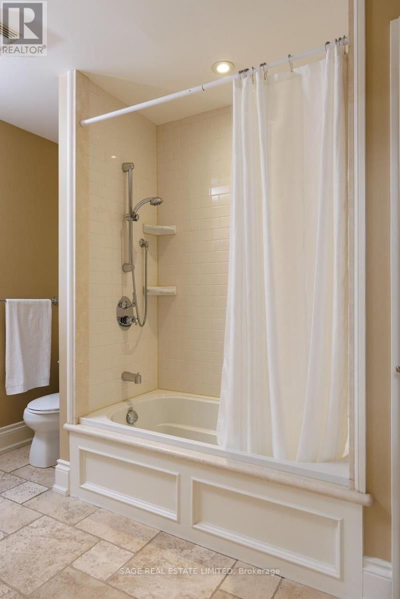 19 CARMICHAEL AVENUE Image 41