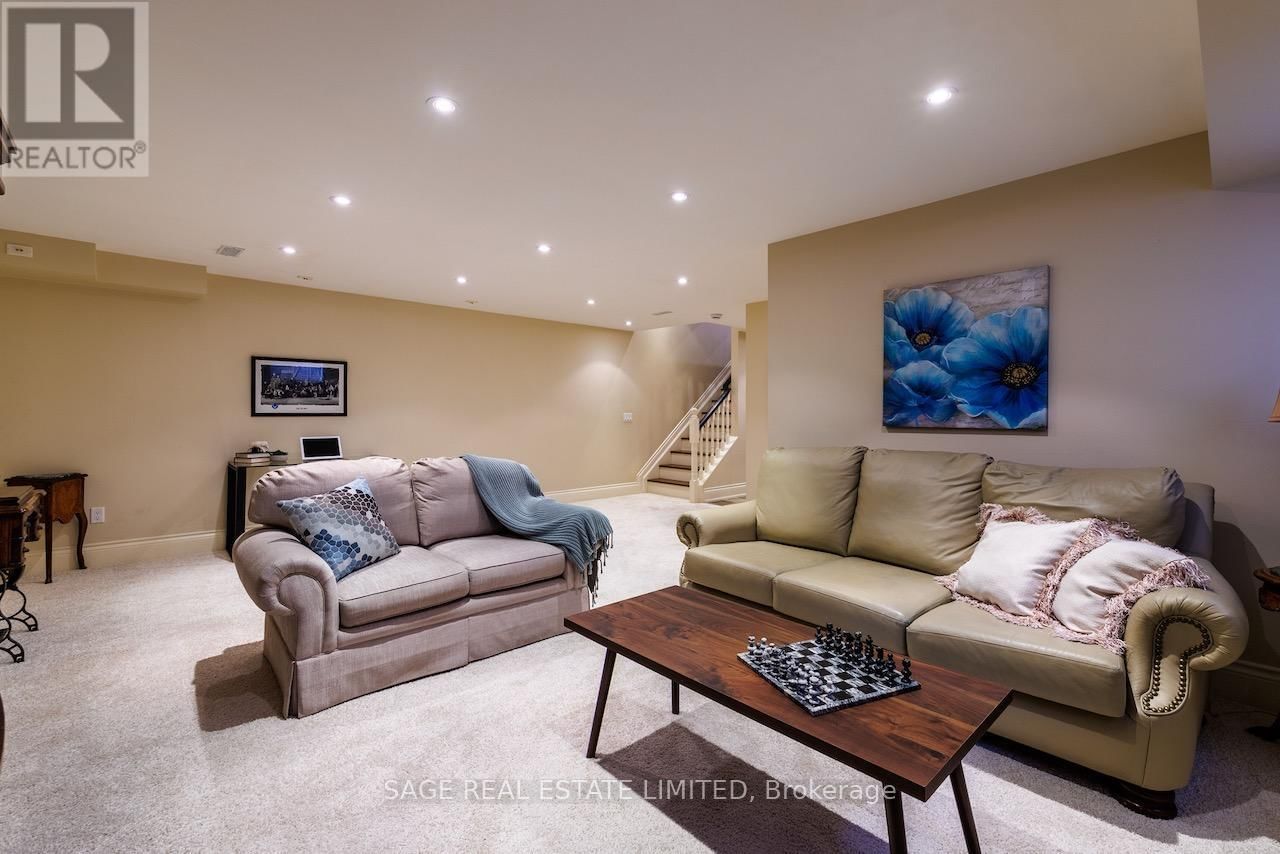 19 CARMICHAEL AVENUE Image 45