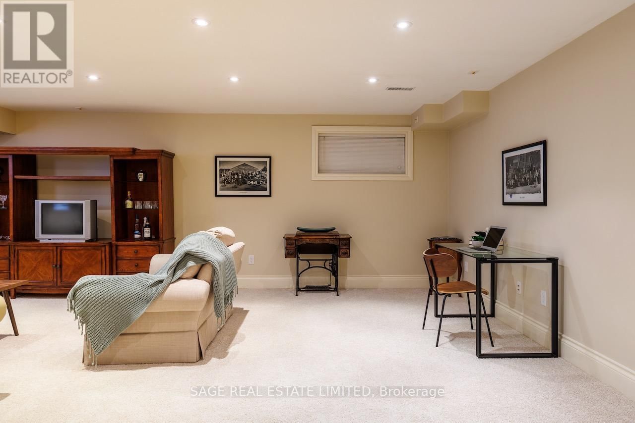 19 CARMICHAEL AVENUE Image 46